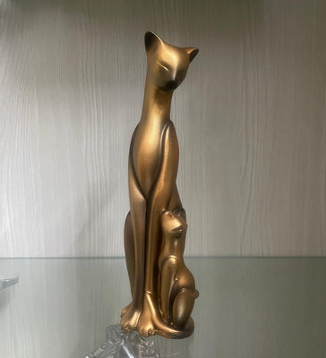 MOTHER CAT WITH CHILD SHOWPIECE